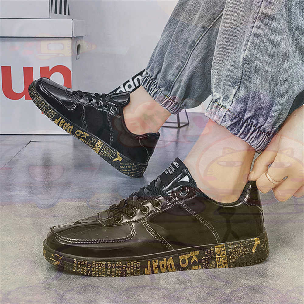 Round Foot Size 45 Sneakers Wh - огляд і ціна Home Gym Luxury Design